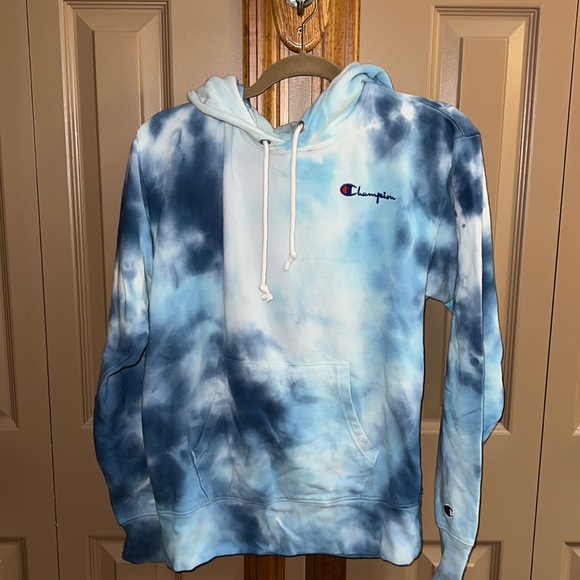 Champion Tops - Champion hooded sweatshirt